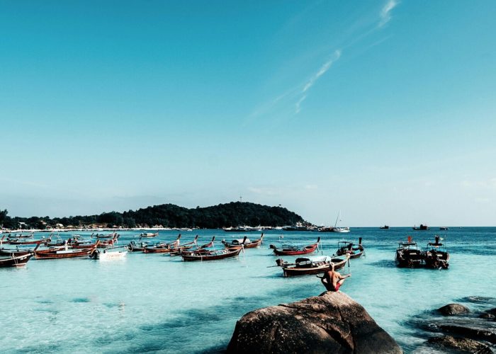 pexels-jonastogo-2617548