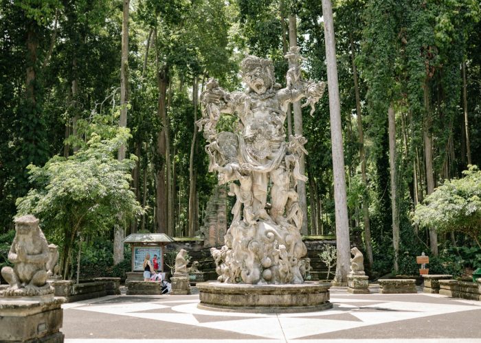 pexels-yankrukov-5479844